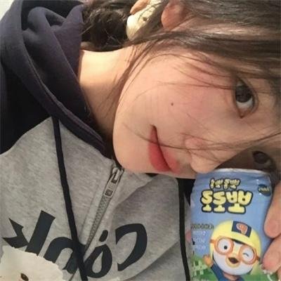 阳光灿烂的女人